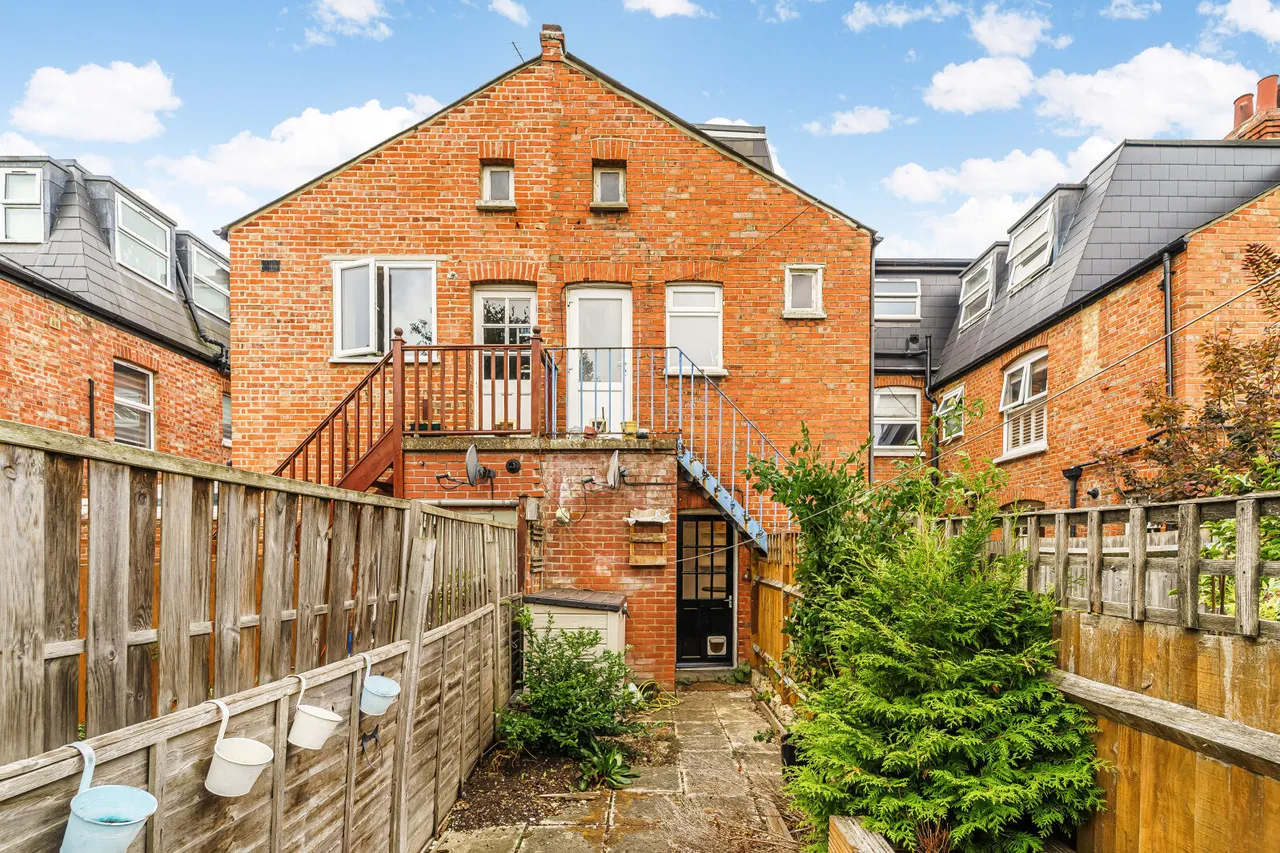 Kingston Road, Raynes Park, SW20, photo 13