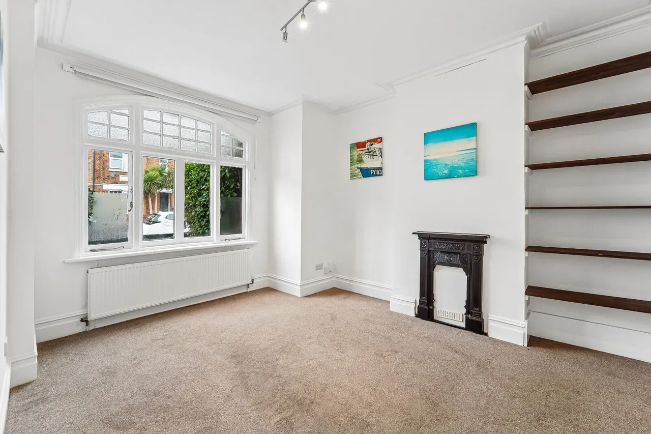 Kingston Road, Raynes Park, SW20, photo 2