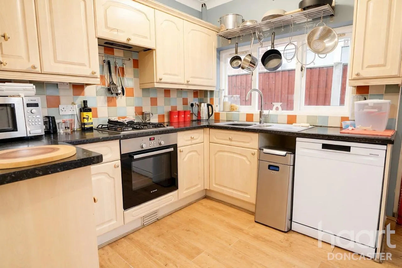 Wivelsfield Road, Warmsworth, DN4, photo 7