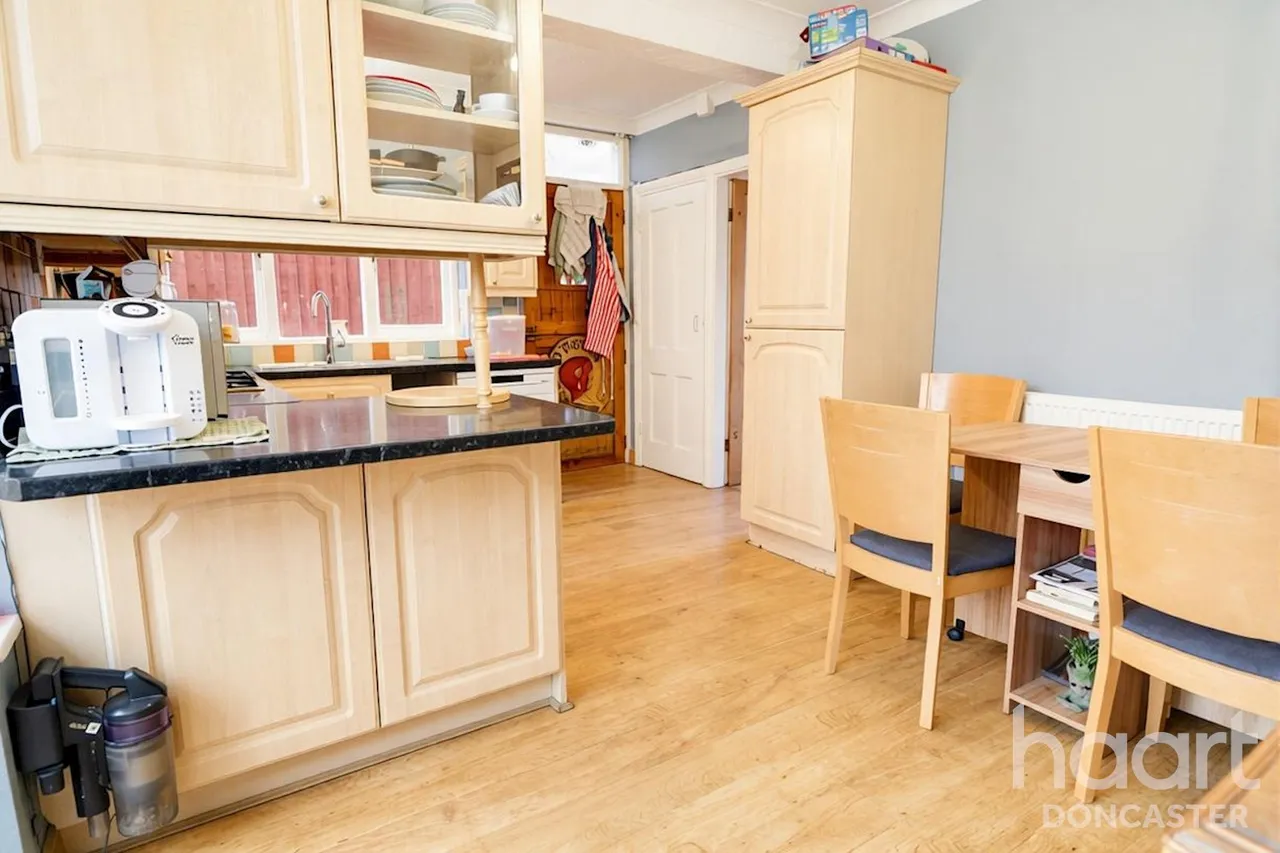 Wivelsfield Road, Warmsworth, DN4, photo 6