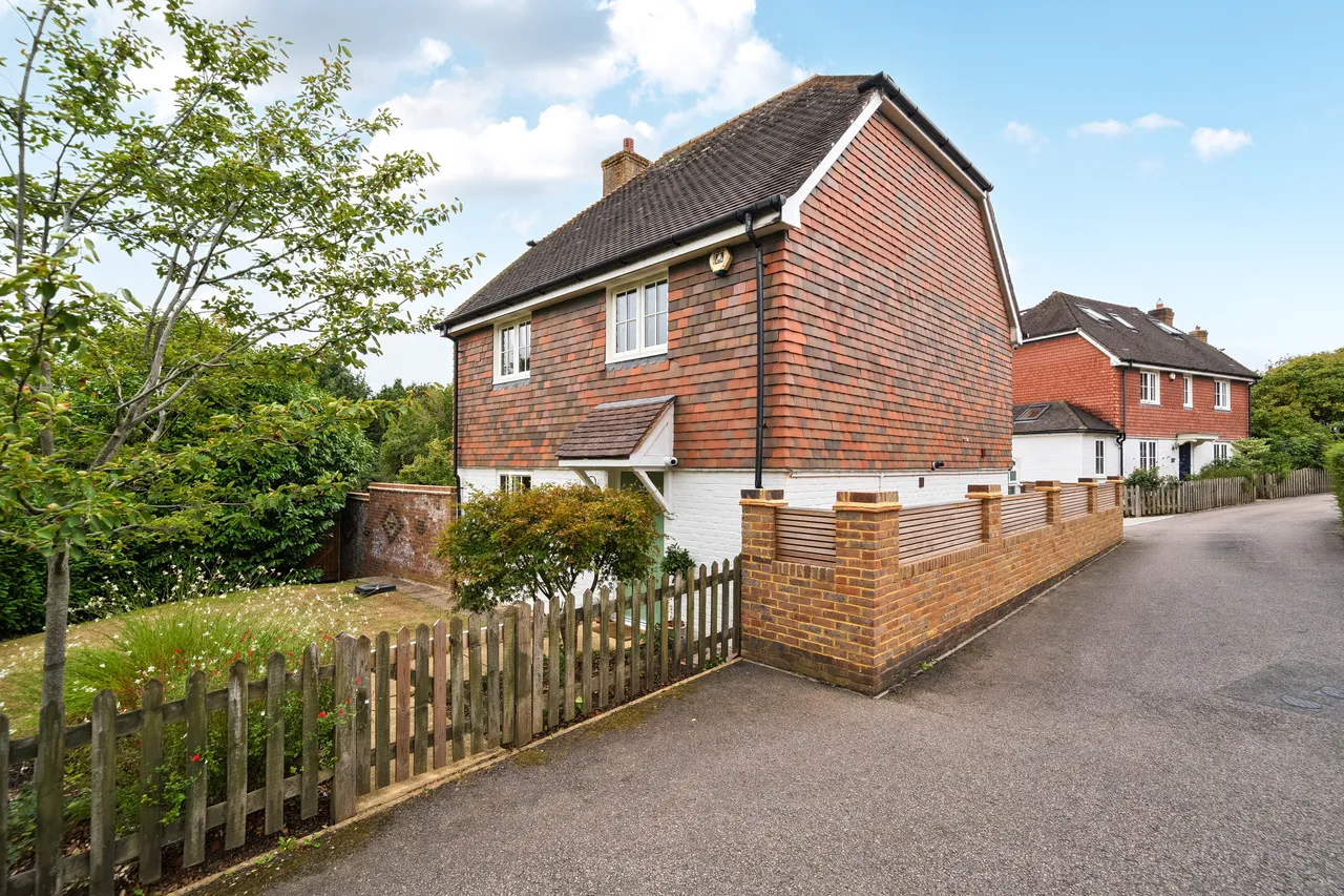 3 bed house for sale — Morris Drive, Billingshurst, RH14