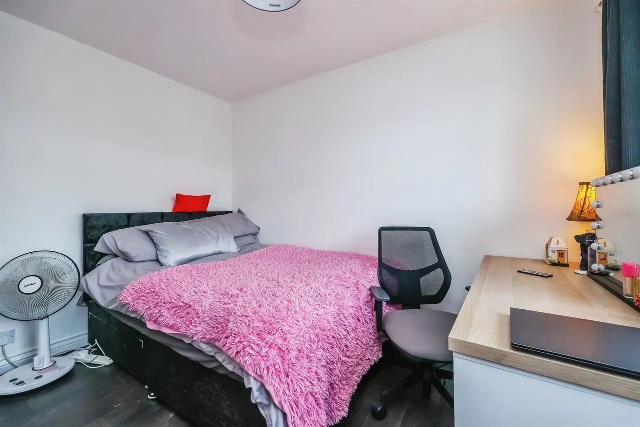 Birchdale Avenue, Hucknall, NG15, photo 8