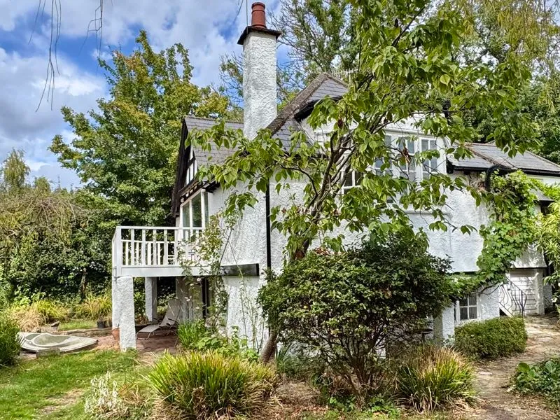 The Drive Abbotsbrook, Bourne End SL8 5RE, photo 4