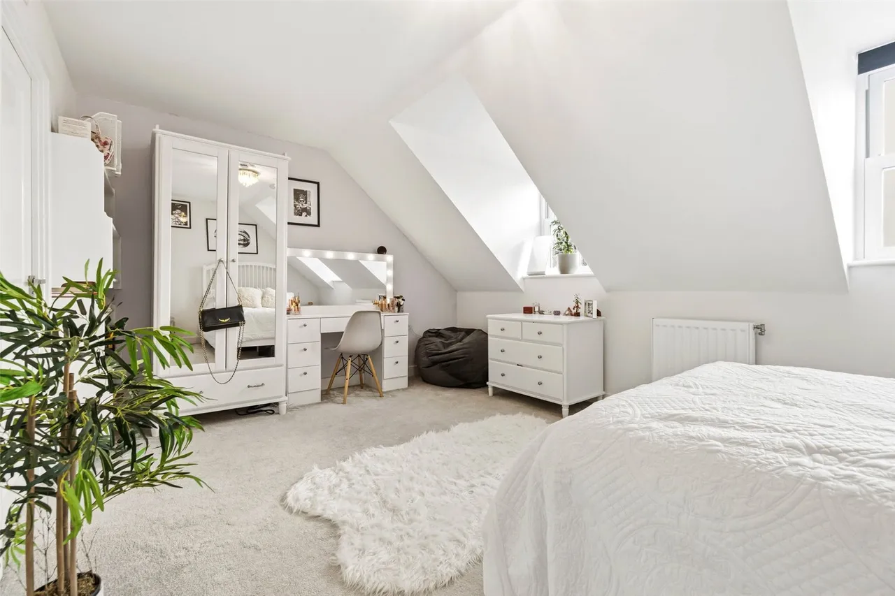 Blacksmith Close, Sunbury, TW16 6BF, photo 10