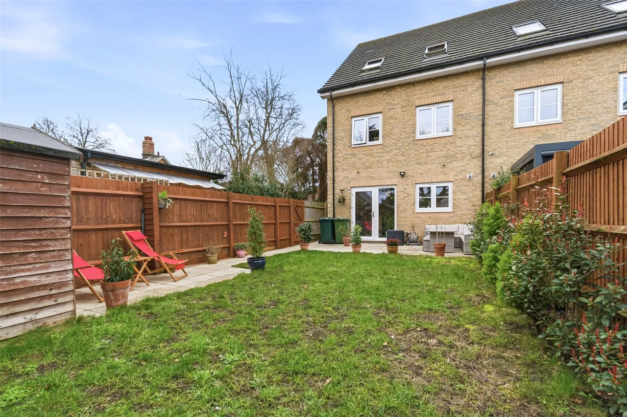 Blacksmith Close, Sunbury, TW16 6BF, photo 12