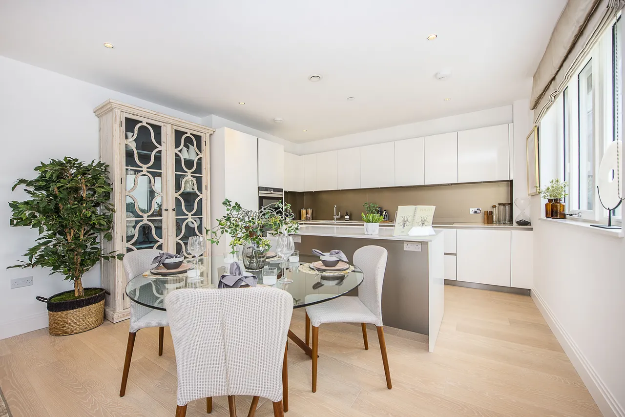 Broom Road, Teddington, TW11, photo 10