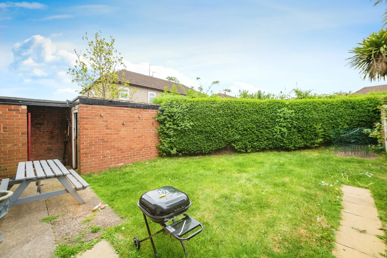 Hinds Crescent, Pontefract, WF9, photo 15