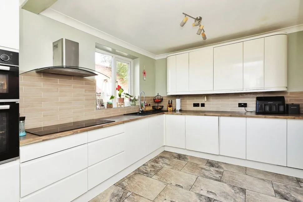 Beeches Road, Wales, South Yorkshire, S26, photo 3