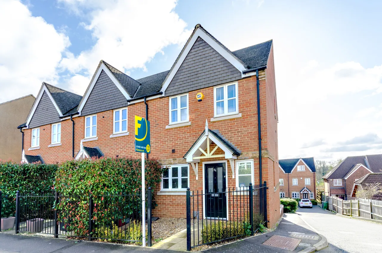 3 bed house for sale, Guildford, GU1