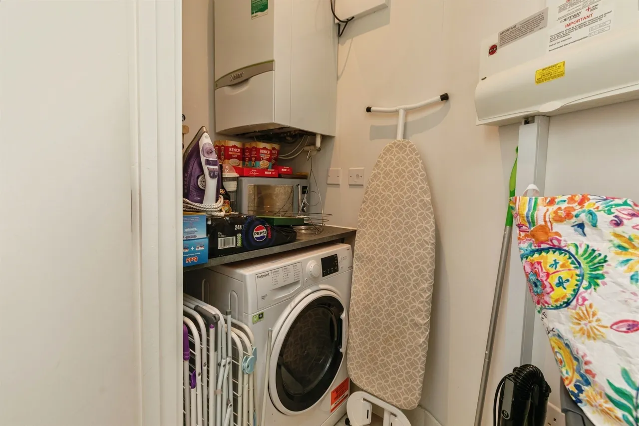 Laurel Way, Southmead, BS10, photo 17