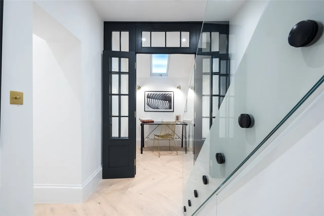 Nevern Place, Earls Court, SW5, photo 9