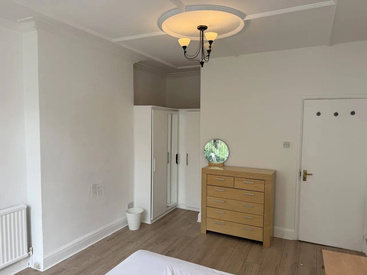 2 bed flat to rent The Vale, Childs Hill, London NW11, photo 5