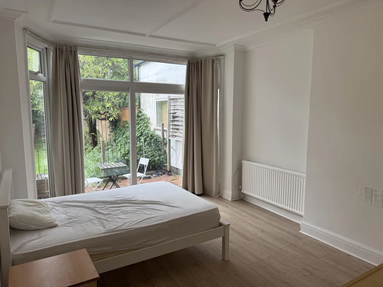 2 bed flat to rent The Vale, Childs Hill, London NW11, photo 4