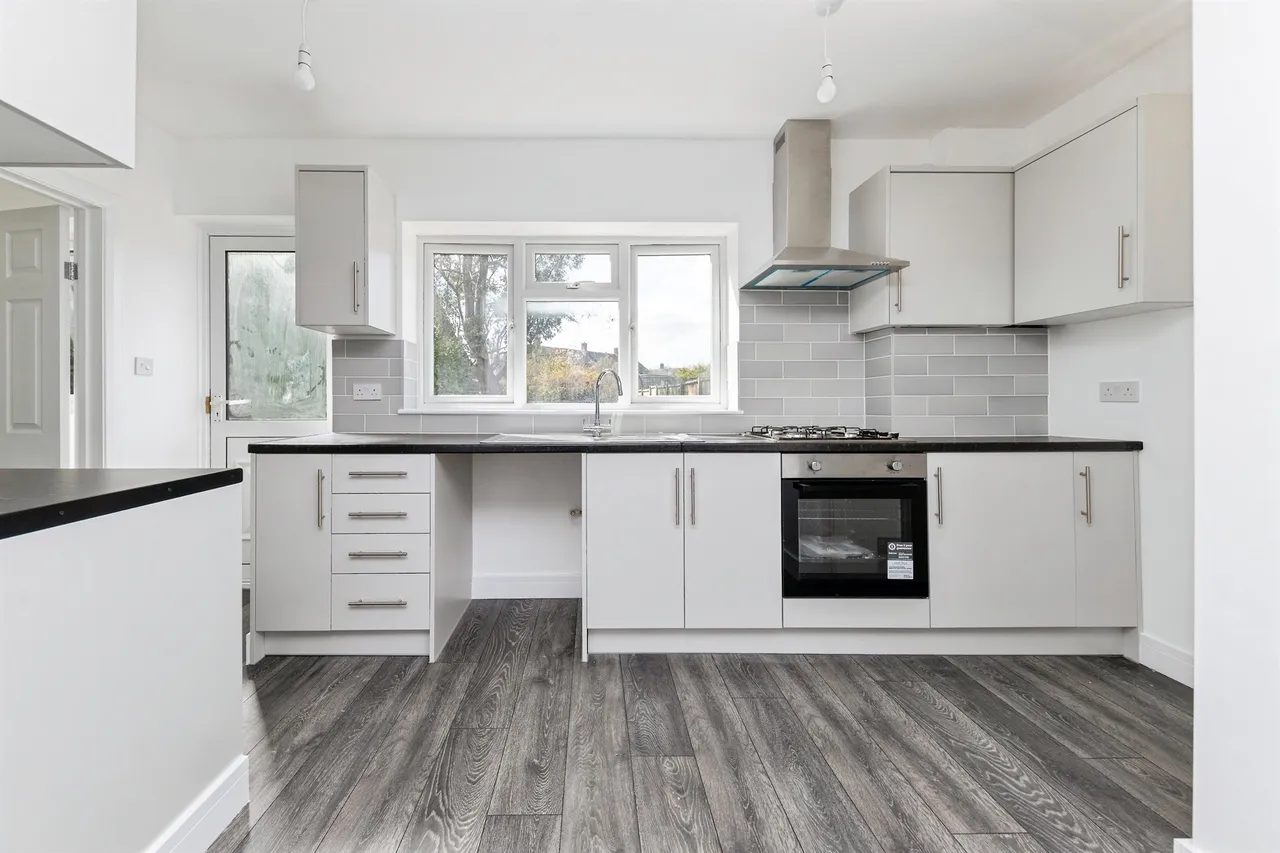 Caslon Way, Letchworth Garden City, SG6, photo 2