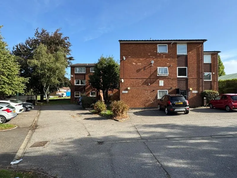 Marsh Road, Luton LU3 2RB, photo 12