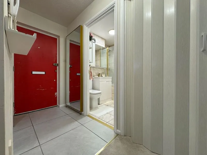 Marsh Road, Luton LU3 2RB, photo 9