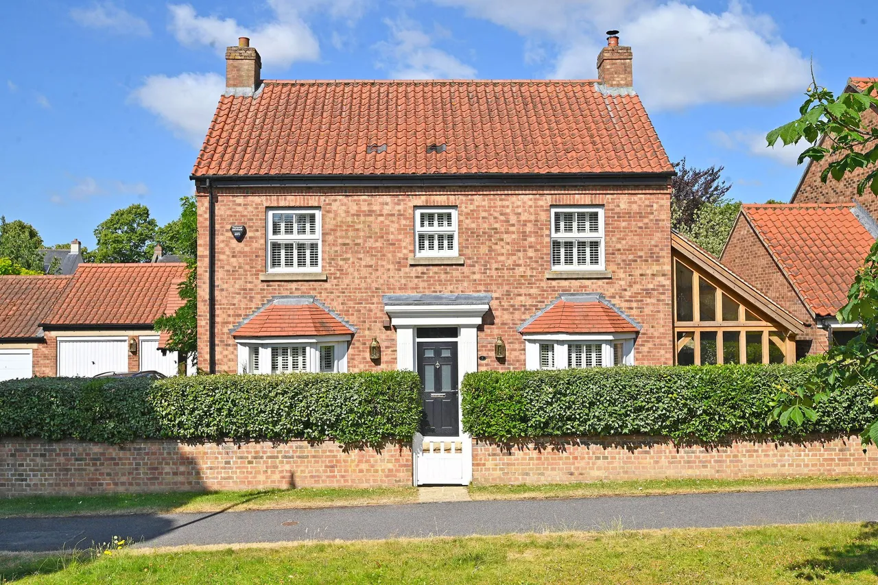 4 bed house for sale, Longland Lane, Whixley, YO26