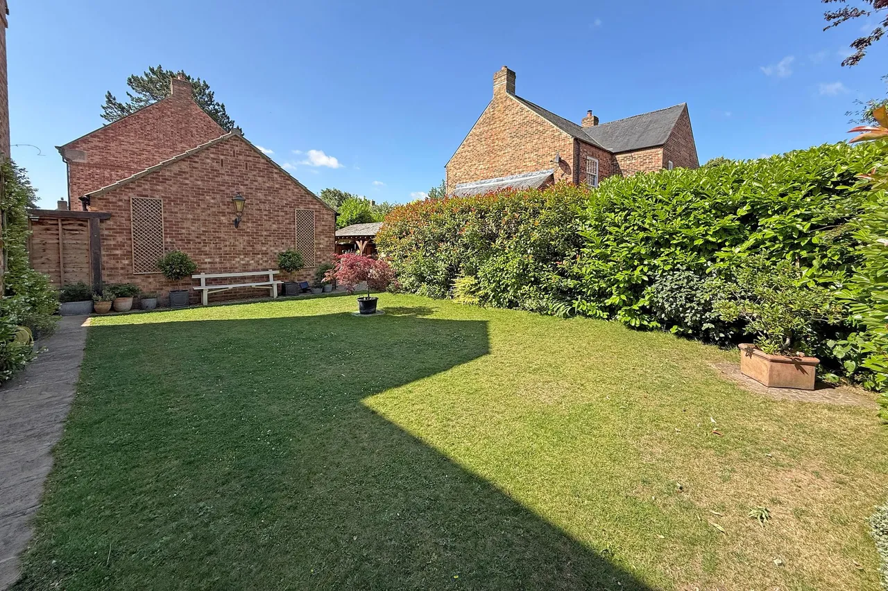 Longland Lane, Whixley, YO26, photo 14