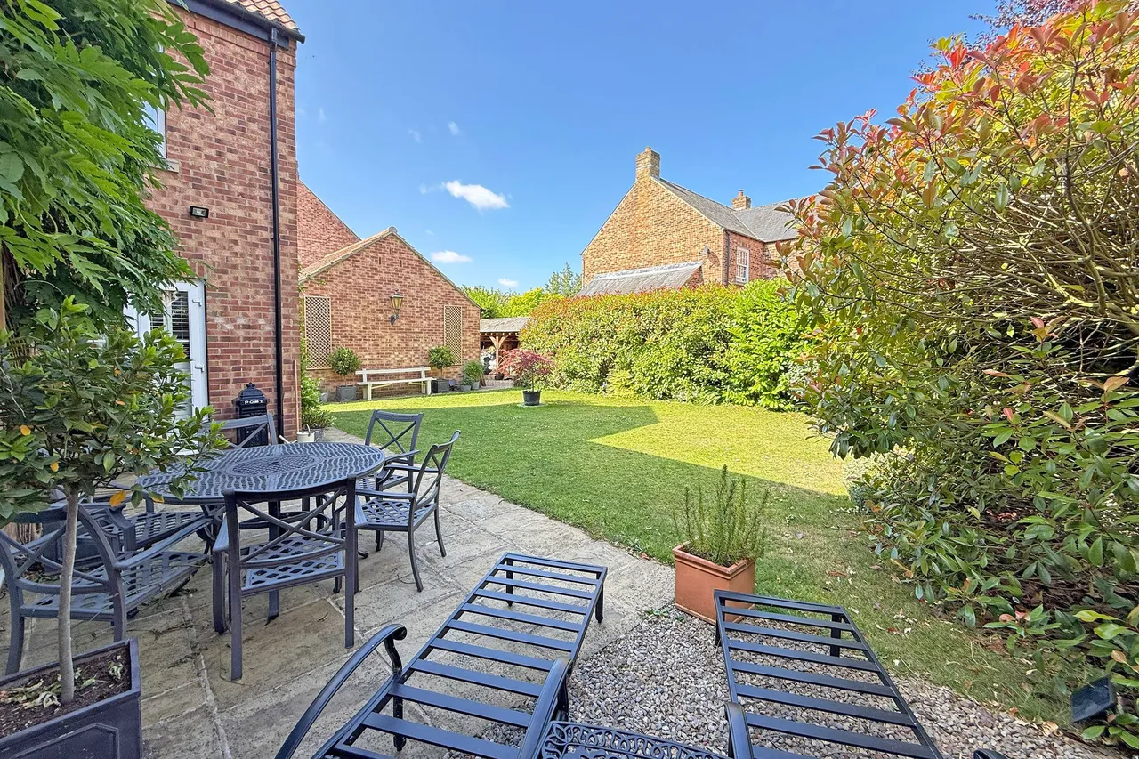 Longland Lane, Whixley, YO26, photo 17