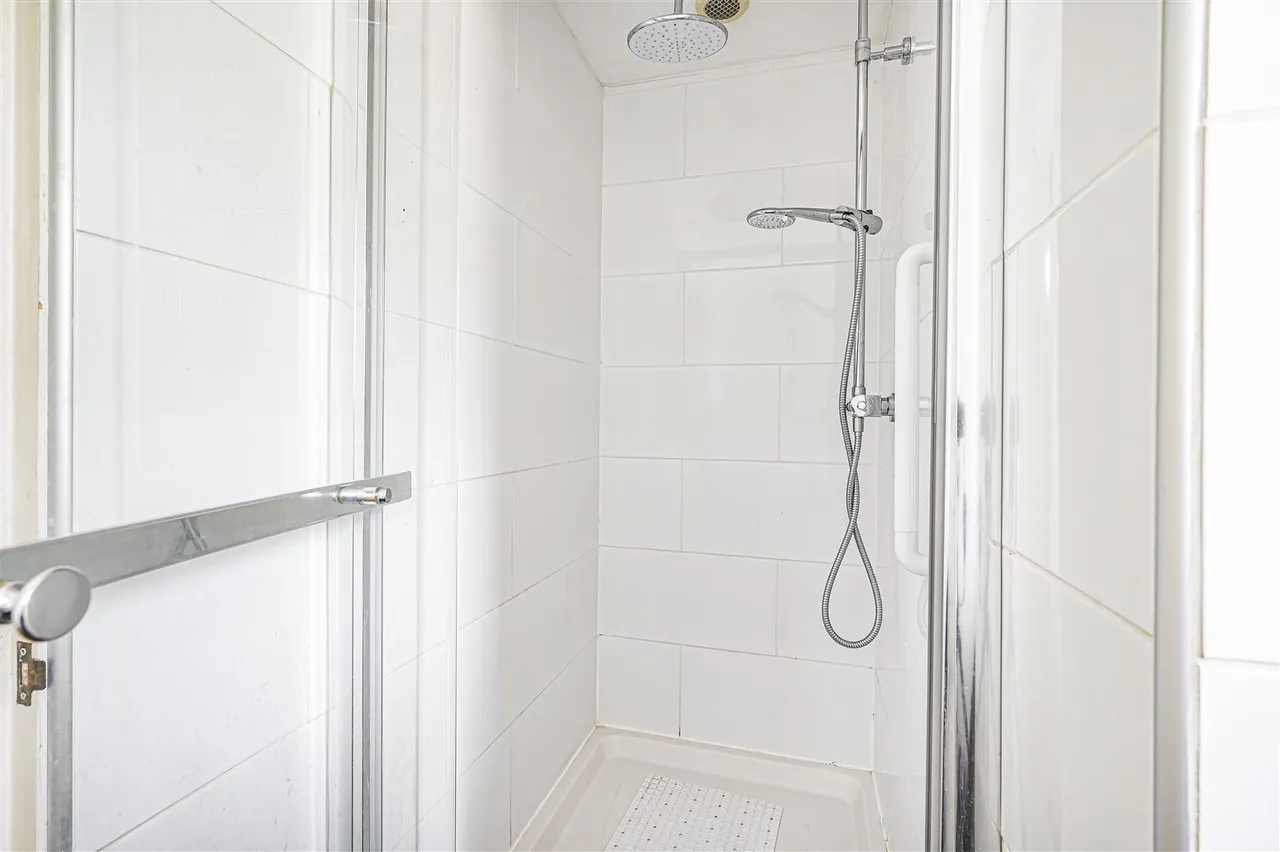 Heathfield Road, Seaford, photo 20