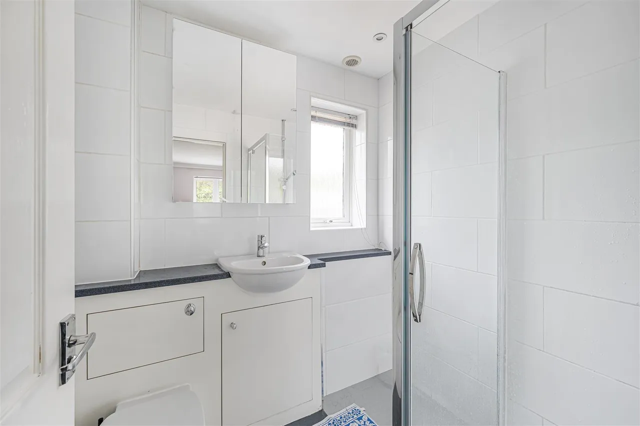 Heathfield Road, Seaford, photo 7
