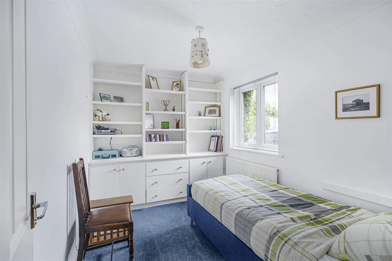 Heathfield Road, Seaford, photo 21