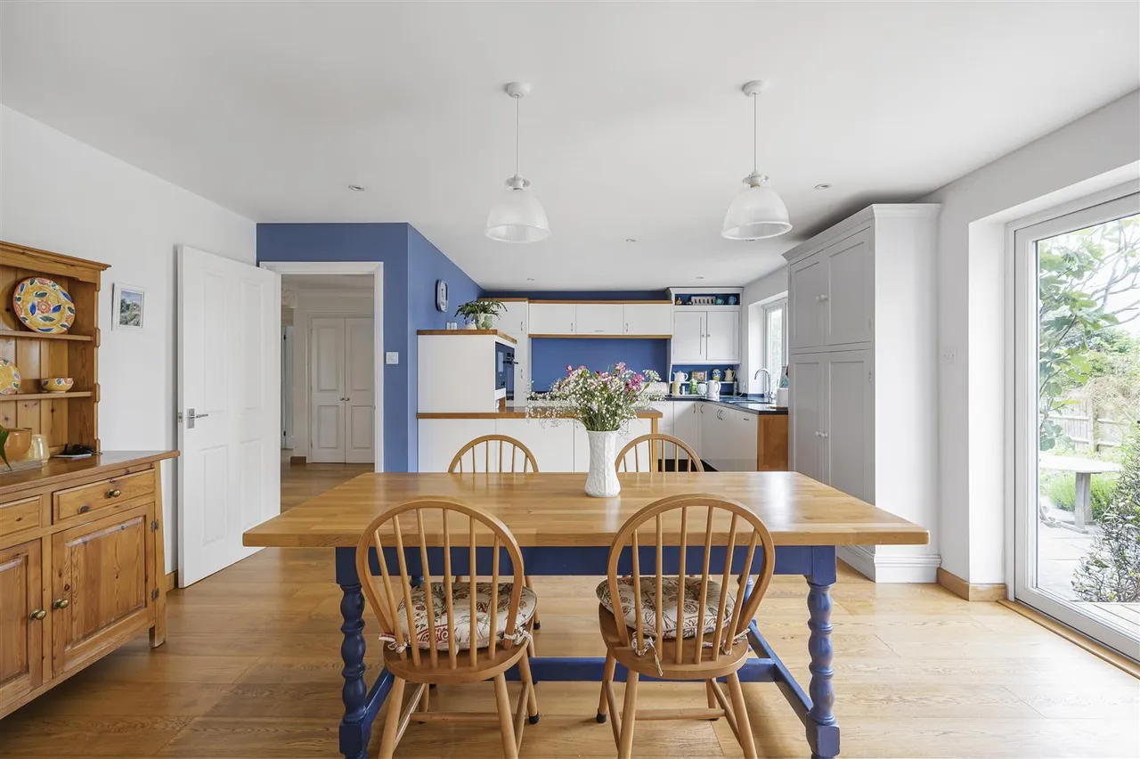 Heathfield Road, Seaford, photo 6