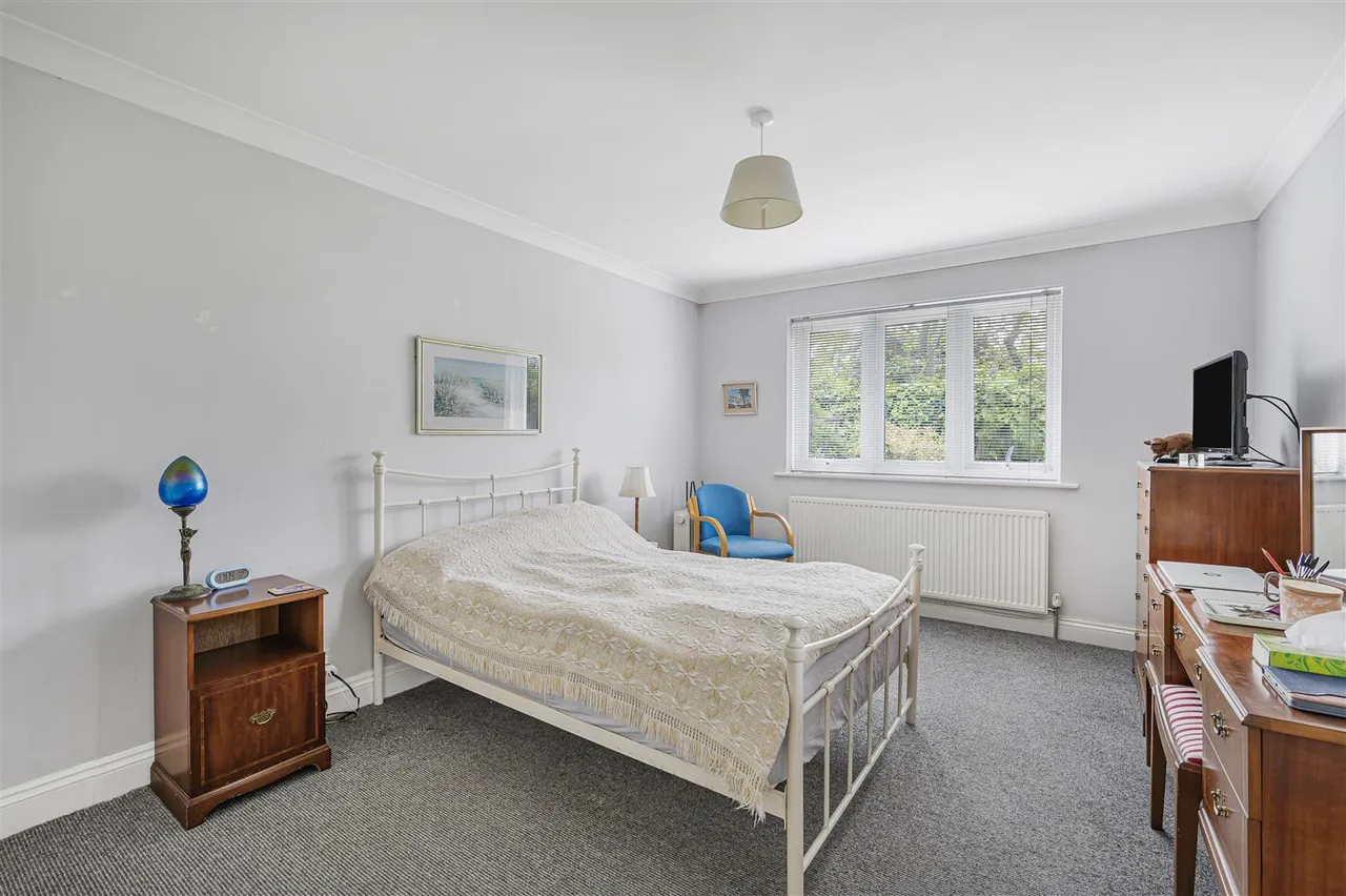 Heathfield Road, Seaford, photo 14