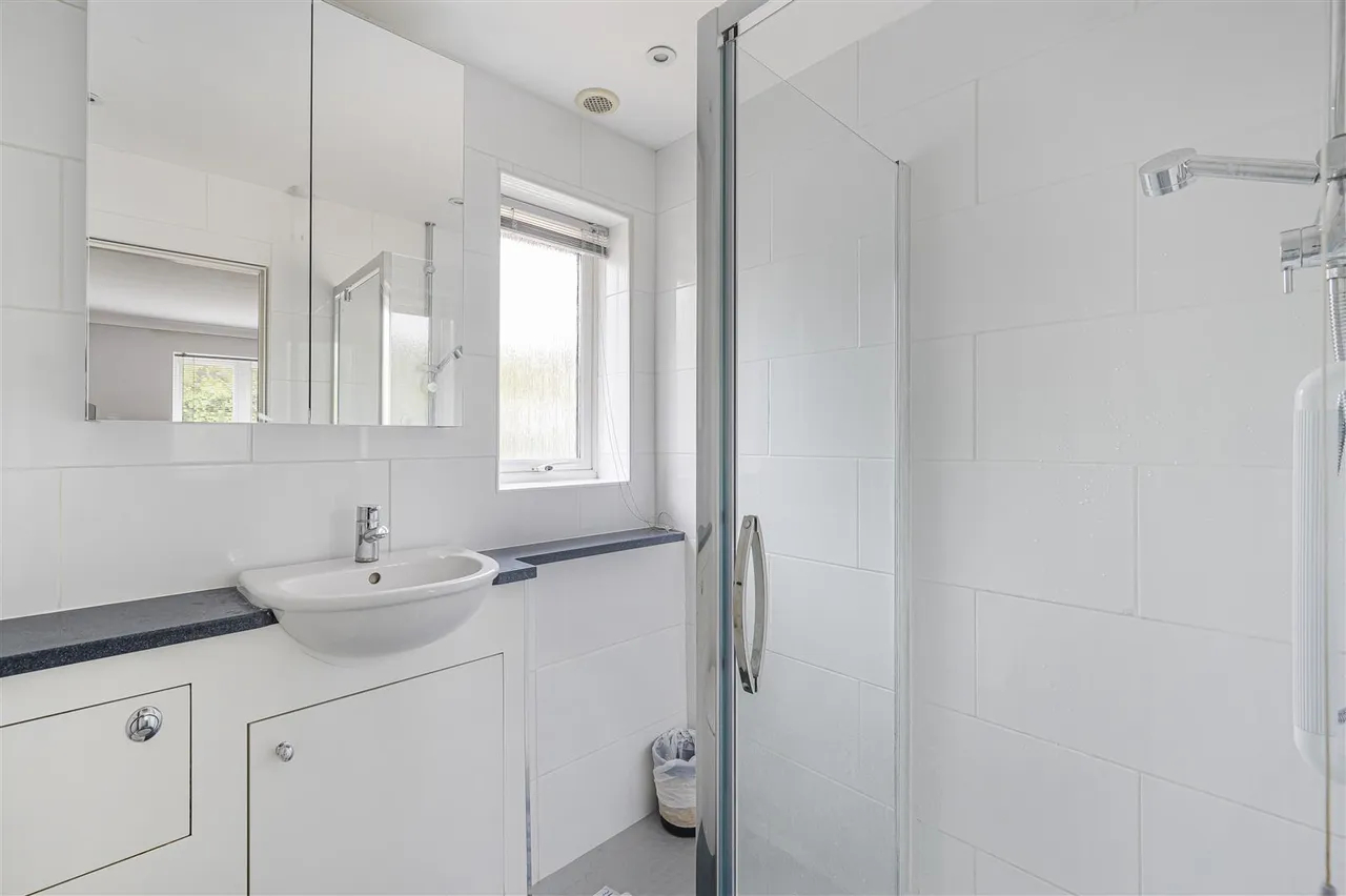Heathfield Road, Seaford, photo 16