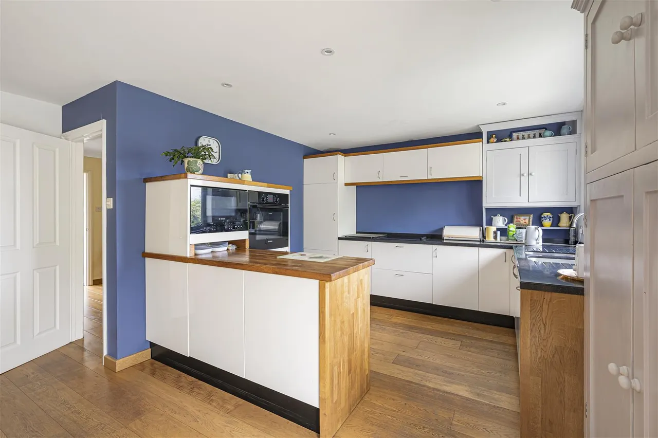 Heathfield Road, Seaford, photo 9