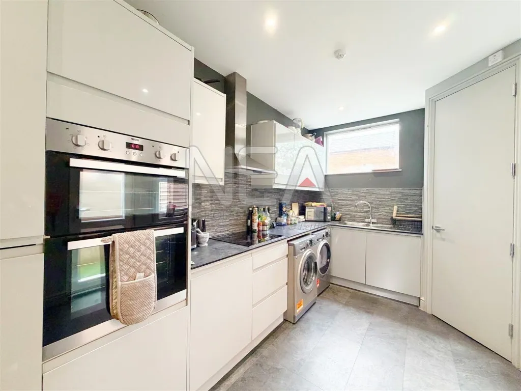 Vastern Road, Reading, photo 4
