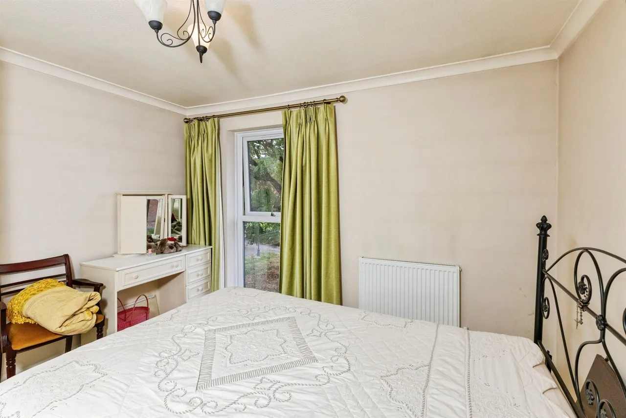 Carshalton Way, Lower Earley, RG6, photo 7