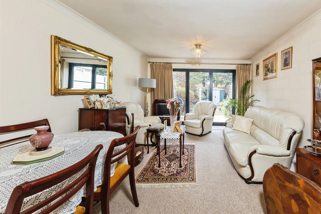 Carshalton Way, Lower Earley, RG6, photo 4