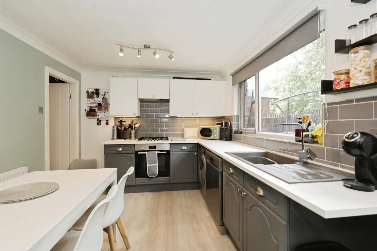 Park House Green, Harrogate, HG1, photo 3