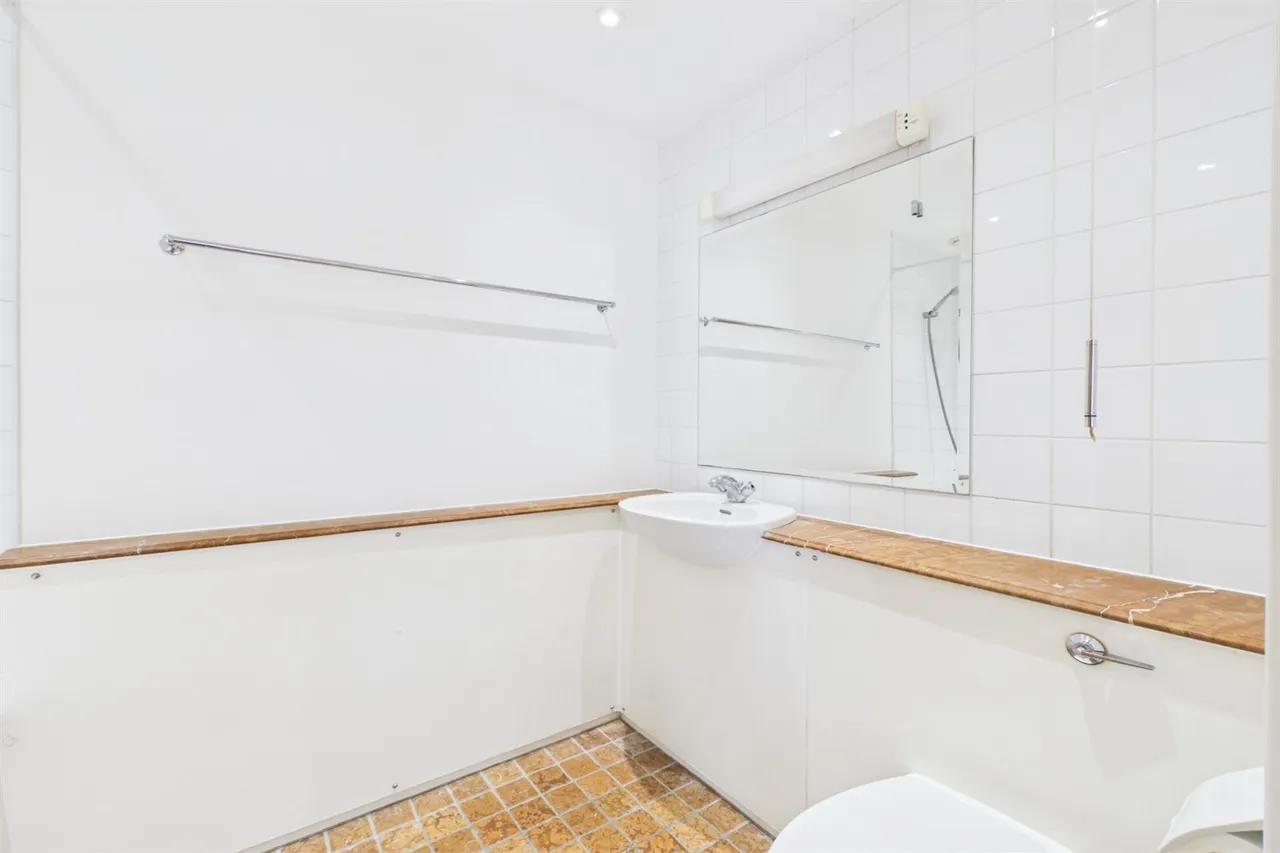 2 Strype Street, London, E1 7LF, photo 9