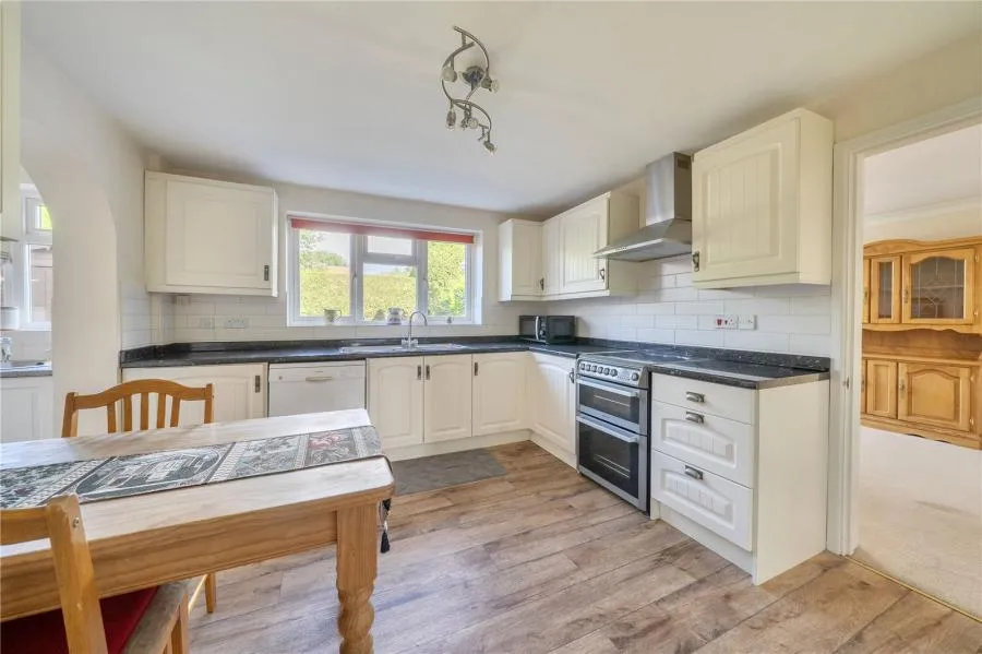 Winkfield Row, Bracknell, RG42, photo 7