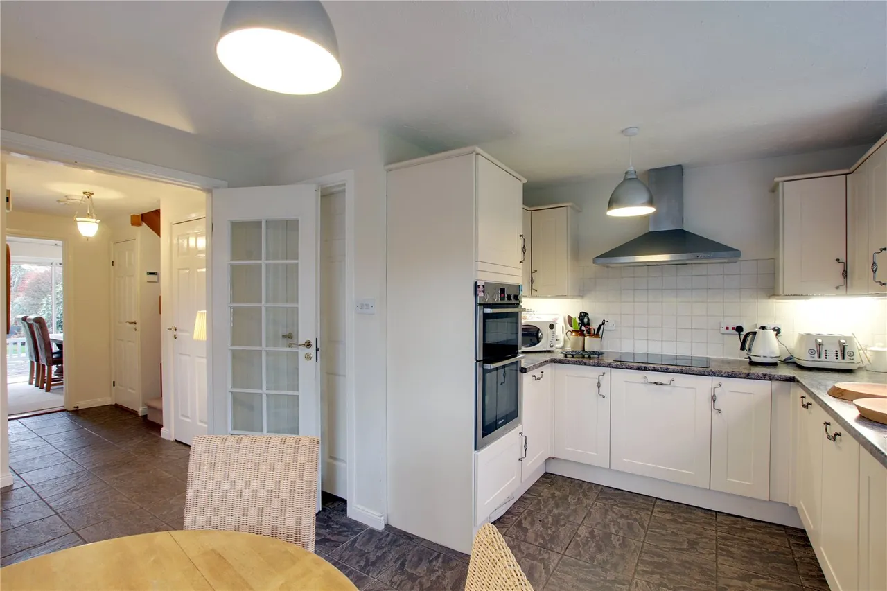 Showell Road, Droitwich, Worcestershire, WR9 8UY, photo 6