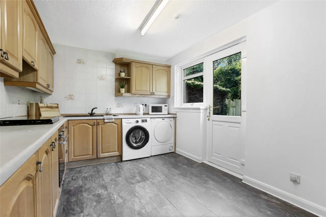 Blackwood, Whitehills, East Kilbride, South Lanarkshire, G75, photo 6
