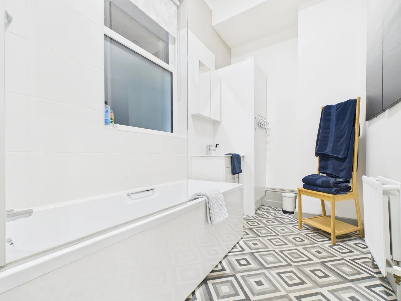 Leeds Road, Harrogate, HG2, photo 6