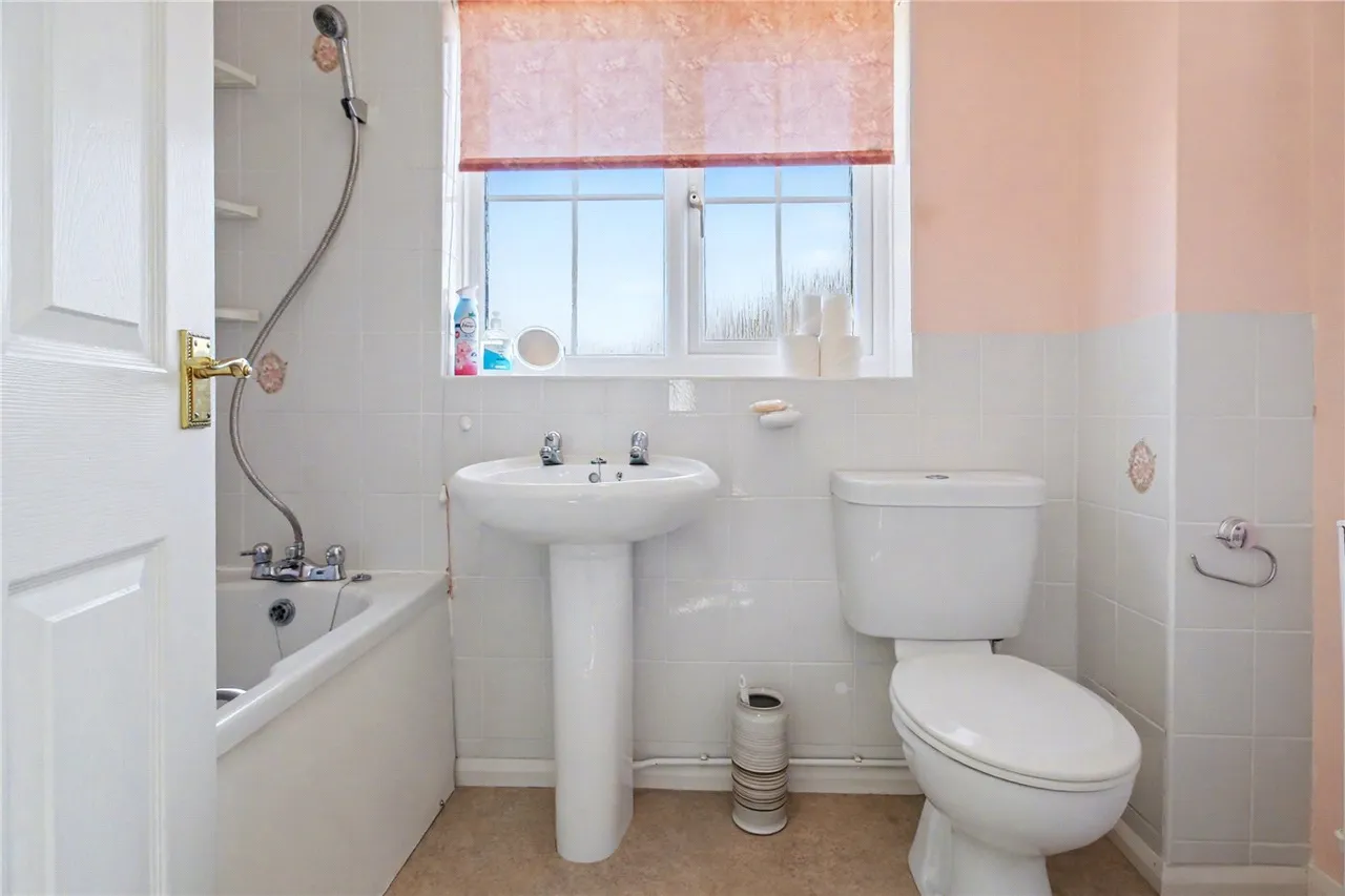 Barn Close, Reydon, Southwold, Suffolk, IP18, photo 9