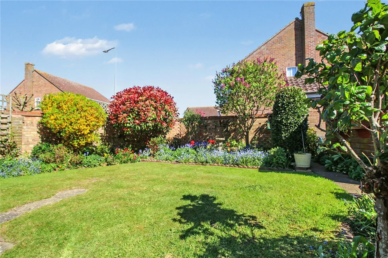 Barn Close, Reydon, Southwold, Suffolk, IP18, photo 10
