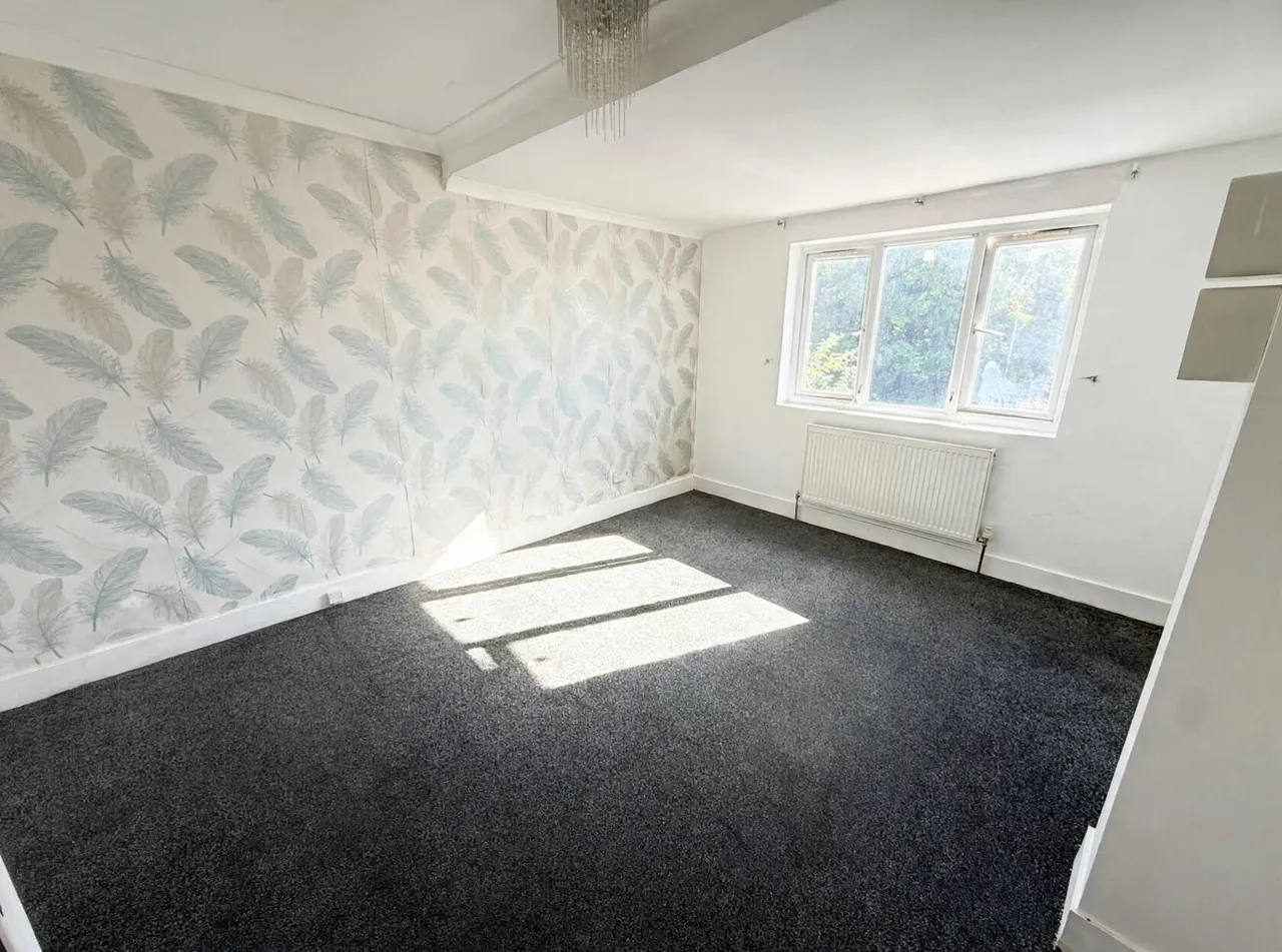 Aldborough Road South, Ilford, IG3, photo 3
