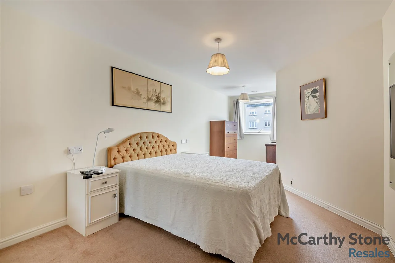 New Road, Basingstoke, RG21, photo 6