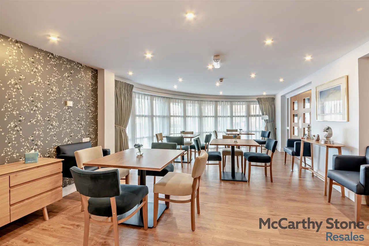 New Road, Basingstoke, RG21, photo 12