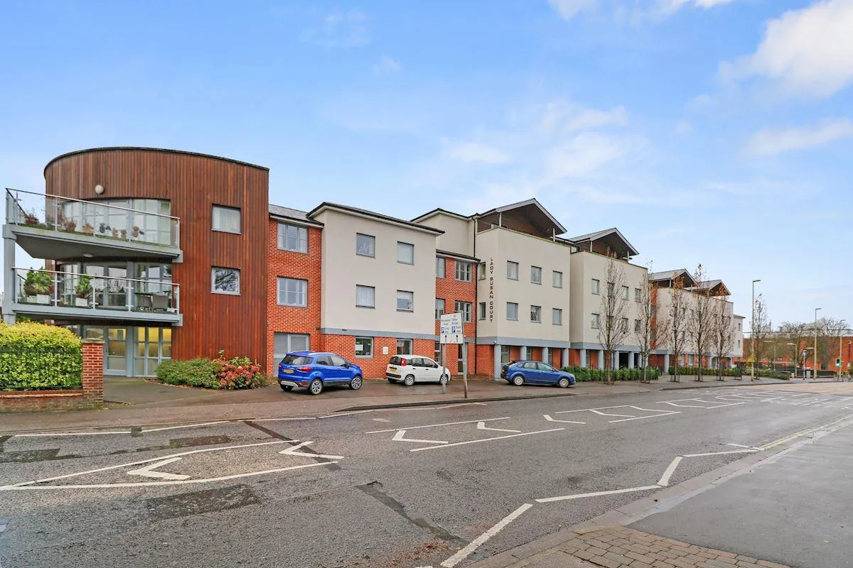 New Road, Basingstoke, RG21, photo 10