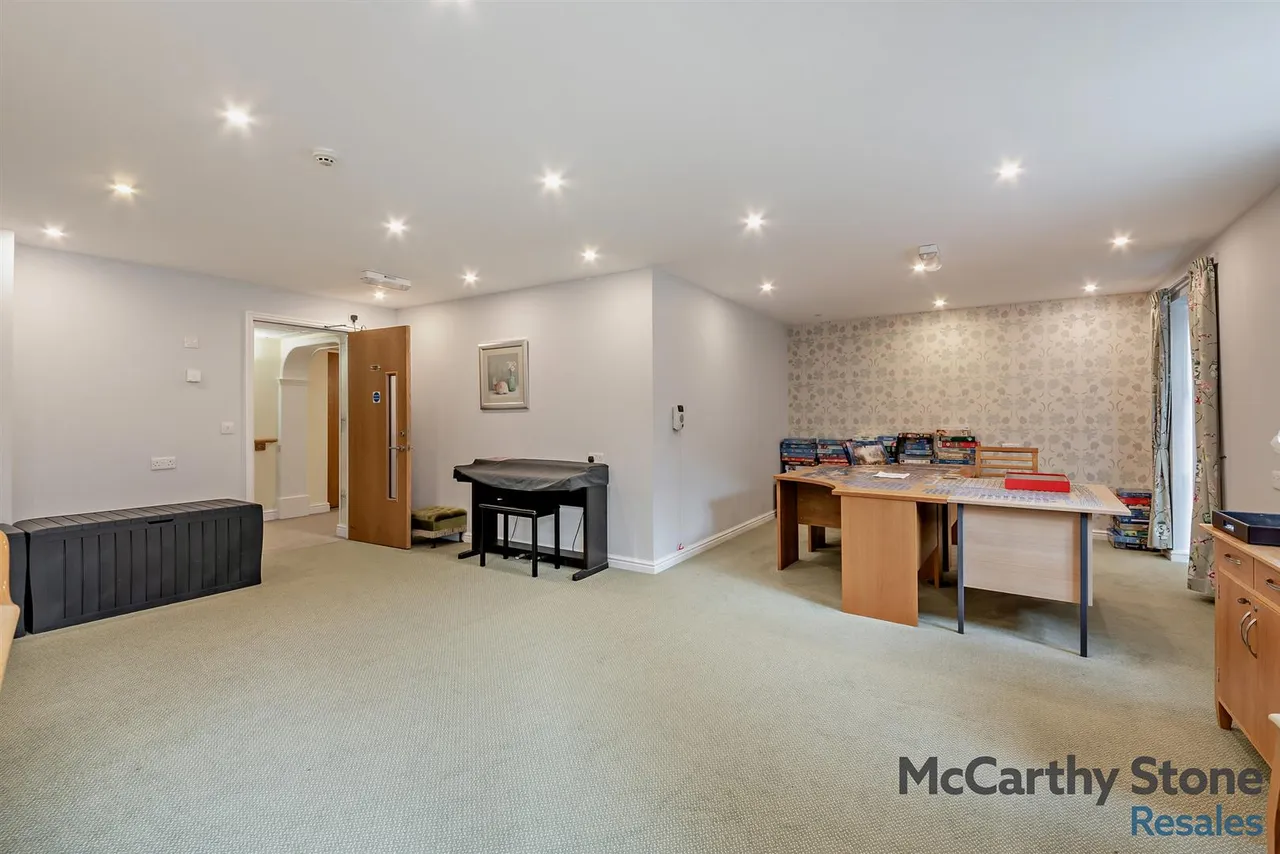 New Road, Basingstoke, RG21, photo 14