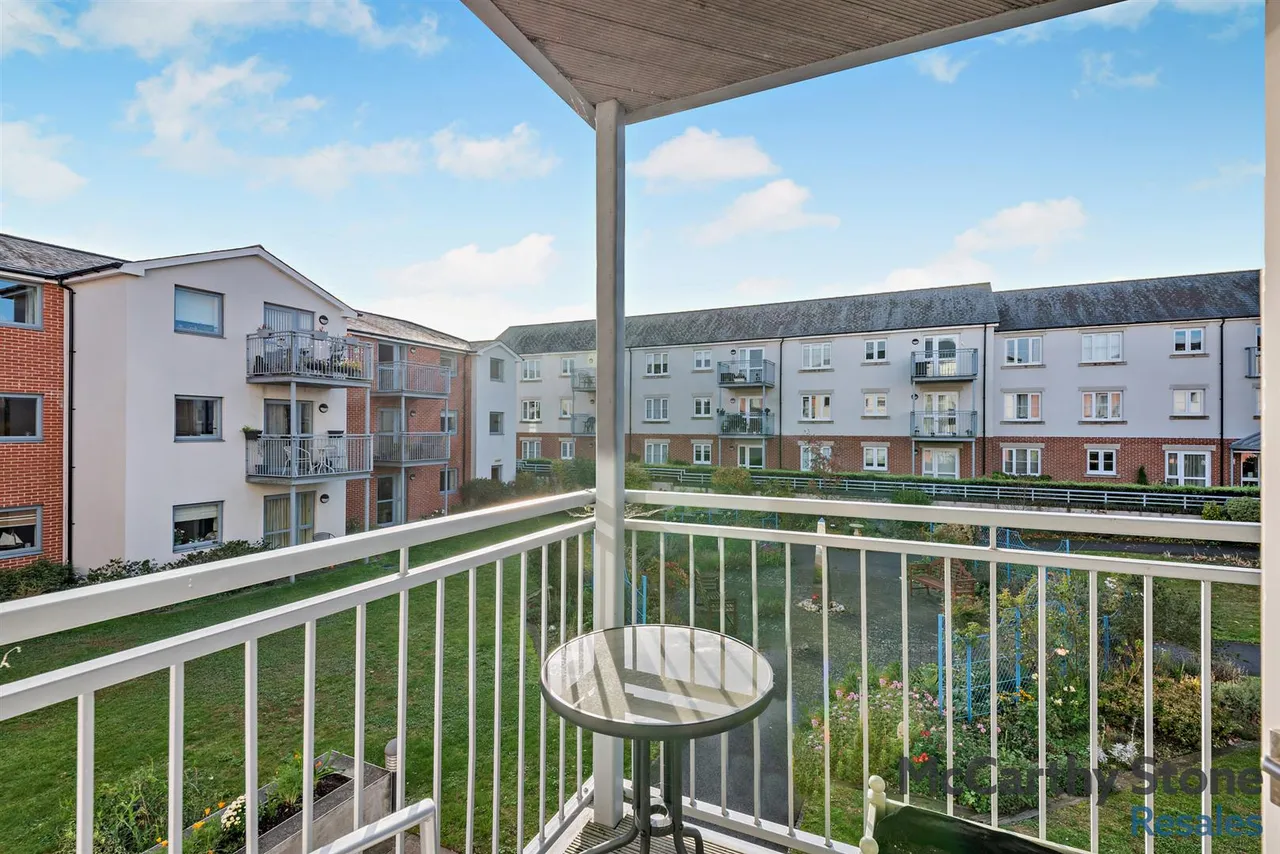 New Road, Basingstoke, RG21, photo 4