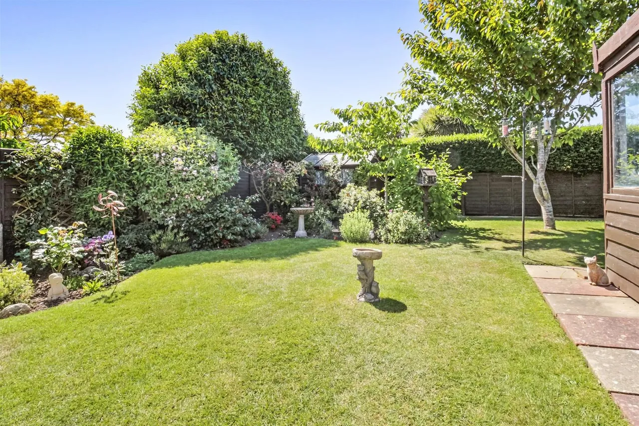 Cuckfield Crescent, Salvington, Worthing, photo 15