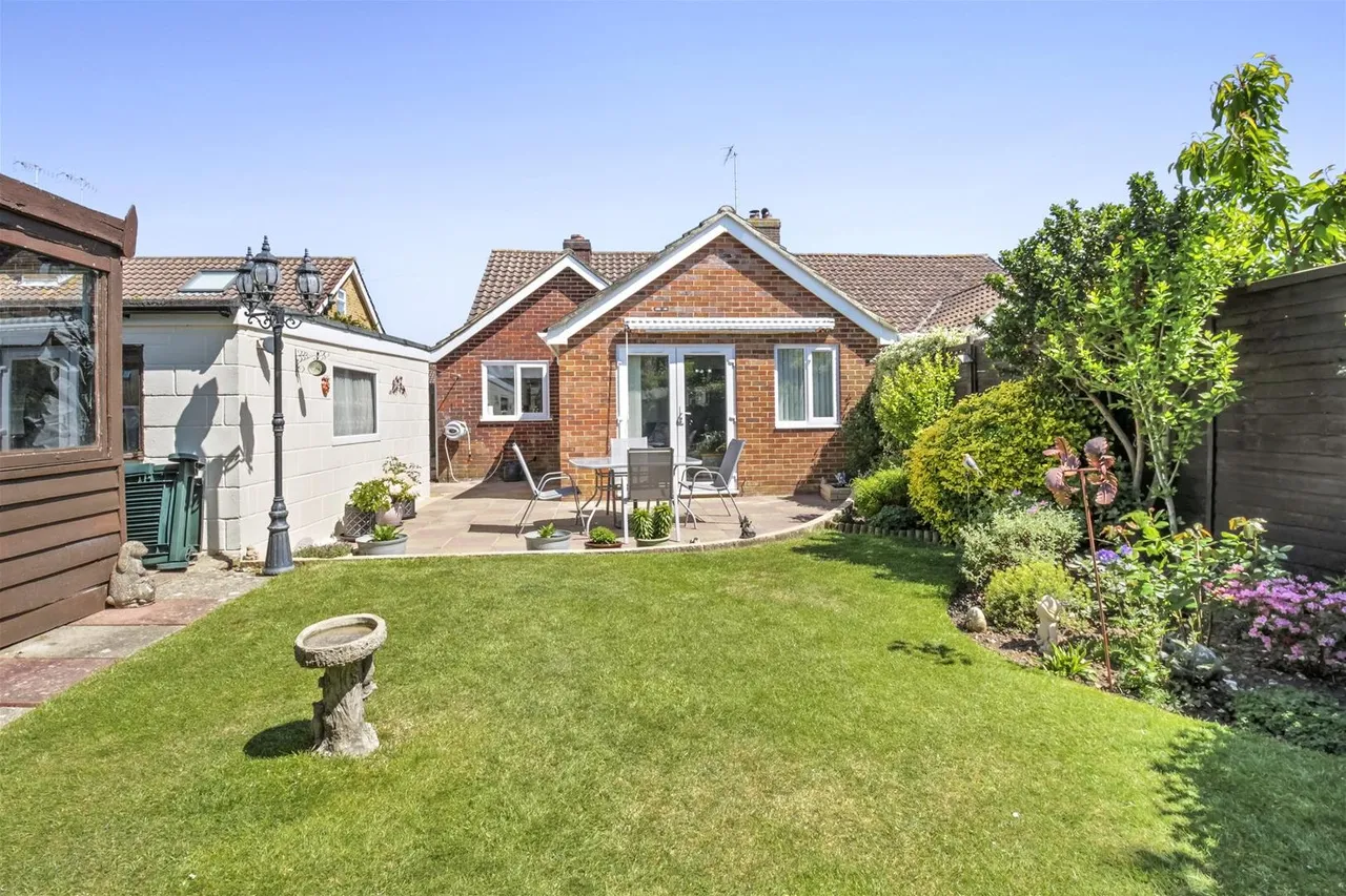 Cuckfield Crescent, Salvington, Worthing, photo 12