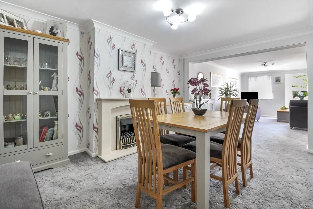 Cuckfield Crescent, Salvington, Worthing, photo 5